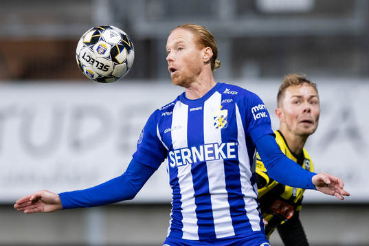 IFK Göteborg Alexander Farnerud och Häckens Adam Andersson