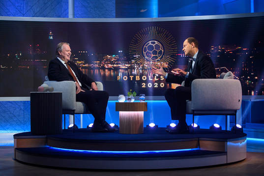 Fotbollförbundets ordförande Karl-Erik Nillson och programledare Lasse Granqvist