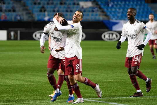 Folarin Balogun, Dani Ceballos and Nicolas Pépé of Arsenal celebrate the 0-3 goal