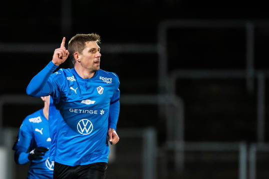 Halmstads Mikael Boman jublar efter 1-0