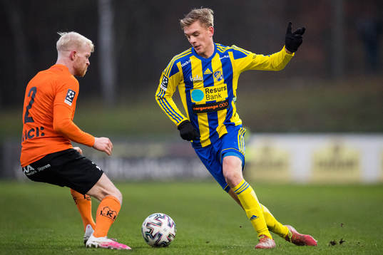 Torns Hugo Barsne och Eskilsminnes Dennis Olsson