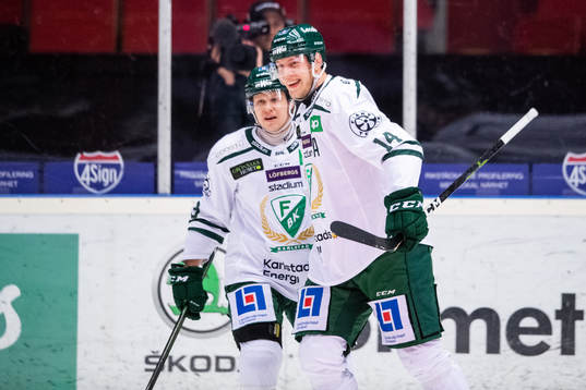 Färjestads Victor Ejdsell jublar