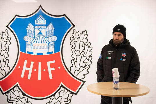 Helsingborgs tränare Olof Mellberg efter slutsignalen