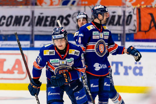Växjös Jack Drury jublar