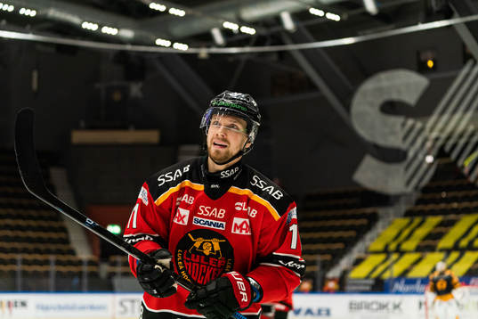 Luleås Petter Emanuelsson jublar