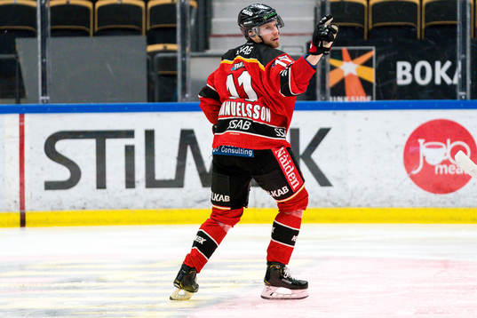 Luleås Petter Emanuelsson jublar