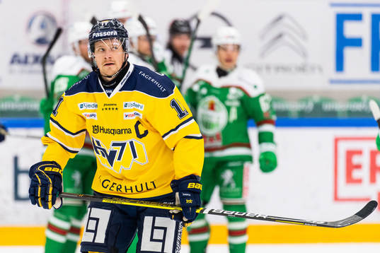 s Simon Önerud deppar