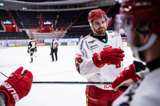 Modos Martin Kaut jublar