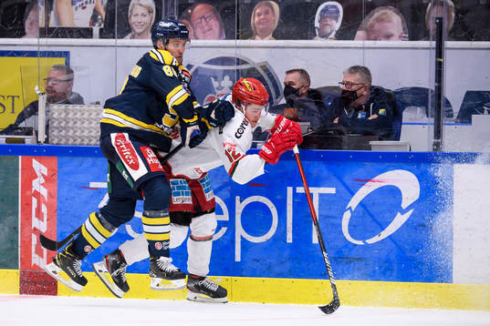 Södertäljes Ludwig Blomstrand och Modos Jesper Lindgren