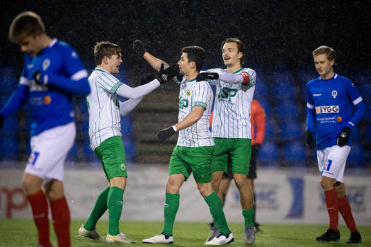 Frölundas Petrit Zhubi jublar efter att ha gjort 2-0