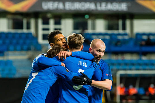Magnus Wolff Eikrem of Molde celebrates with Ohikhuaeme