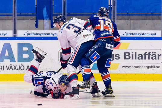 Linköpings Daniel Ljungman faller