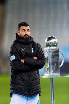 Malmö FFs Behrang Safari hyllas