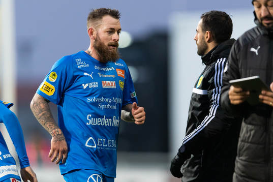 Mjällbys Martin Spelmann kliver av med skada