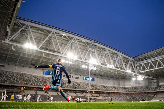 Djurgårdens Jesper Karlström med en hörna