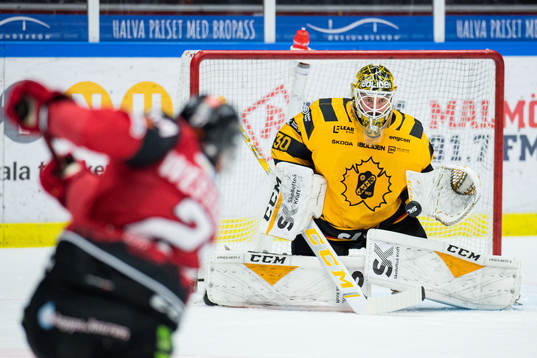 Skellefteås målvakt Gustaf Lindvall