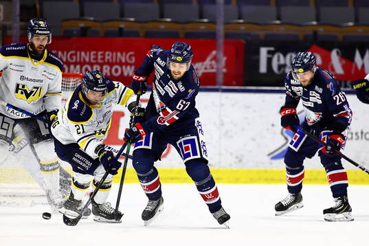 s Christian Sandberg och Linköpings Jarno Kärki