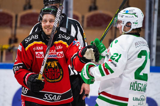 Luleås Juhani Tyrväinen och Rögles Nils Höglander