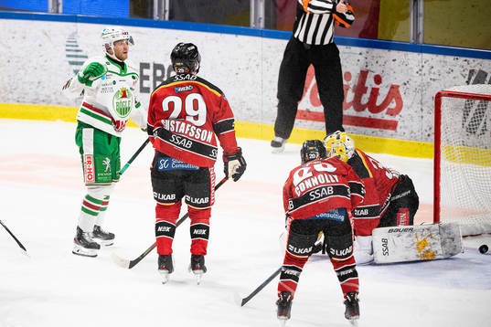 Rögles Simon Ryfors jublar