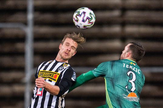 Landskronas Linus Olsson och Dalkurds Adi Terzic