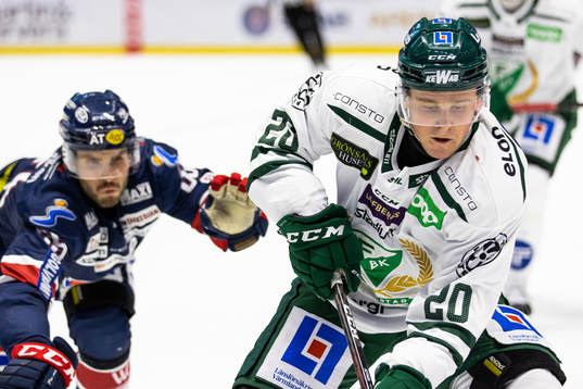 Färjestads Olle Lycksell