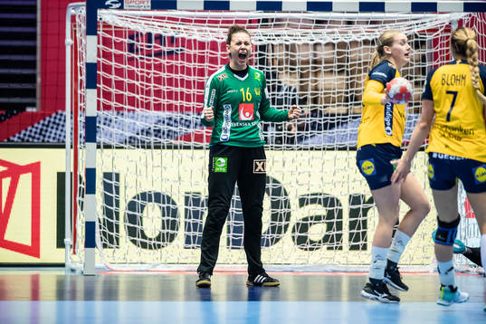 goalkeeper Jessica Ryde of Sweden celebrates