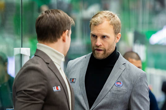 Oskarshamns assisternade tränare Mathias Tjärnqvist