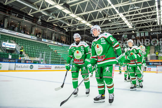 Rögles Taylor Matson och Olli Palola jublar