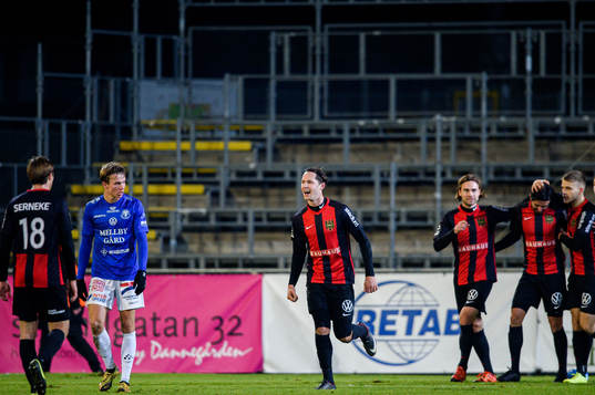 Brommapojkarnas Alexander Nilsson jublar