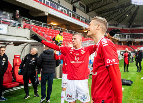Kalmars Viktor Elm och Alexander Ahl Holmström jublar