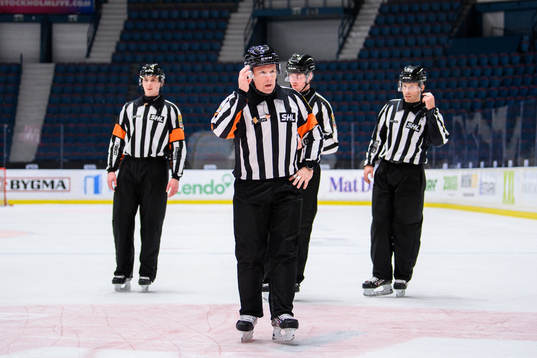 Domare Wolmer Edquist, Christoffer Holm, Daniel Persson och