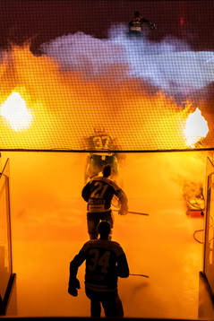 Rögles Nils Höglander och målvakt Johan Gustafsson