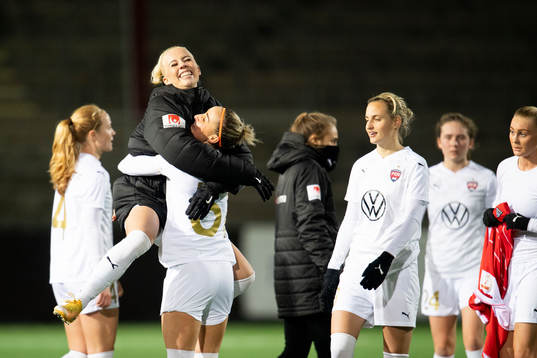 Rosengårds Sofie Svava and Rosengårds Sanne Troelsgaard