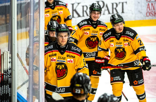 Luleås spelare jublar