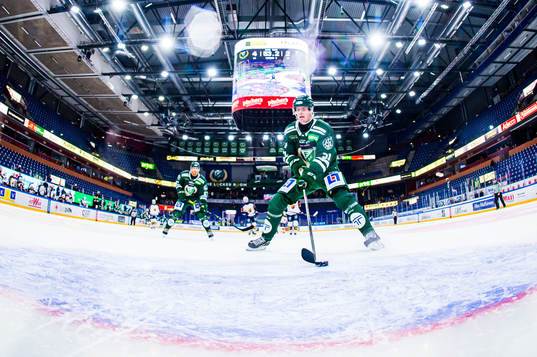 Färjestads Carl Jakobsson gör 5-2 i tom bur