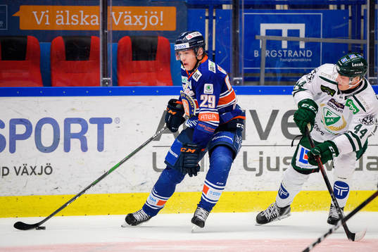 Växjös Pontus Holmberg och Färjestads Jacob Peterson