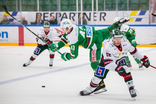 Rögles Olli Palola och Frölundas Max Friberg