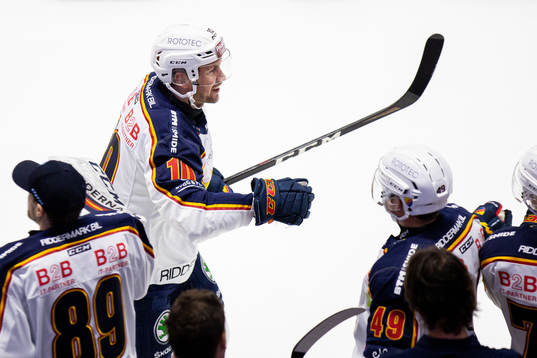 Djurgårdens Niclas Bergfors jublar