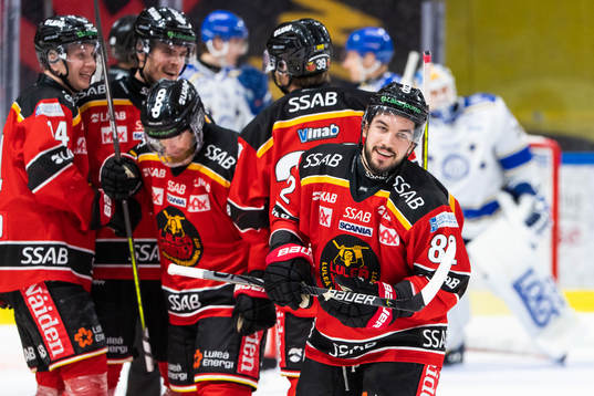 Luleås Chris Desousa jublar