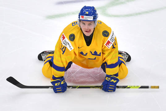 Arvid Costmar of Sweden stretches
