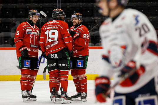 Örebros Gustav Backström Daniel Muzito Bagenda och