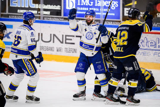 Leksands Nils Åman och Otto Paajanen jublar