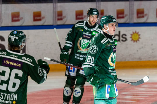 Färjestads Olle Lycksell jublar