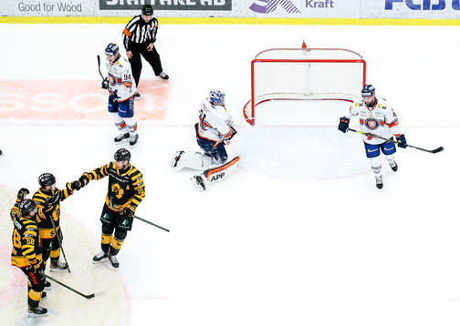 Skellefteås Tuomas Kiiskinen, Oskar Nilsson och Joakim