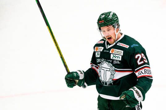 Tingsryds Simon Norberg jublar