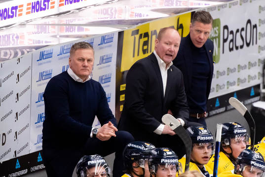 s assisterande tränare Stephan Lundh, assisterande