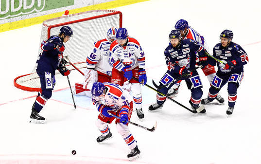 Spel framför Oskarshamns mål