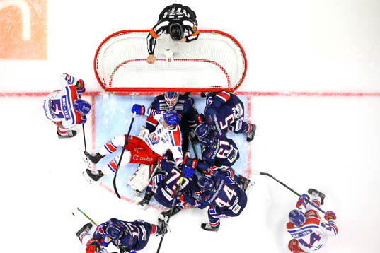 Röra framför Linköpings mål