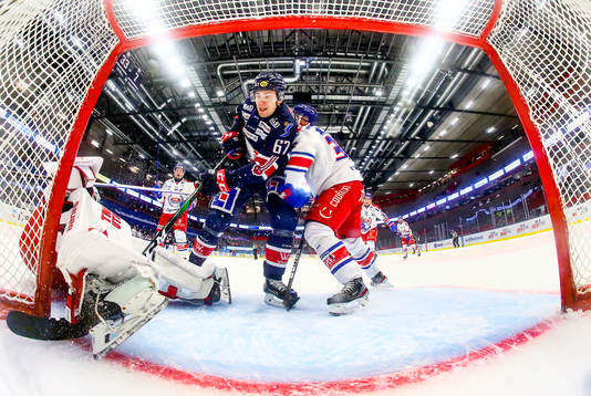 Linköpings Jarno Kärki gör mål 2-0