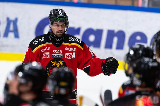 Luleås Niklas Olausson jublar